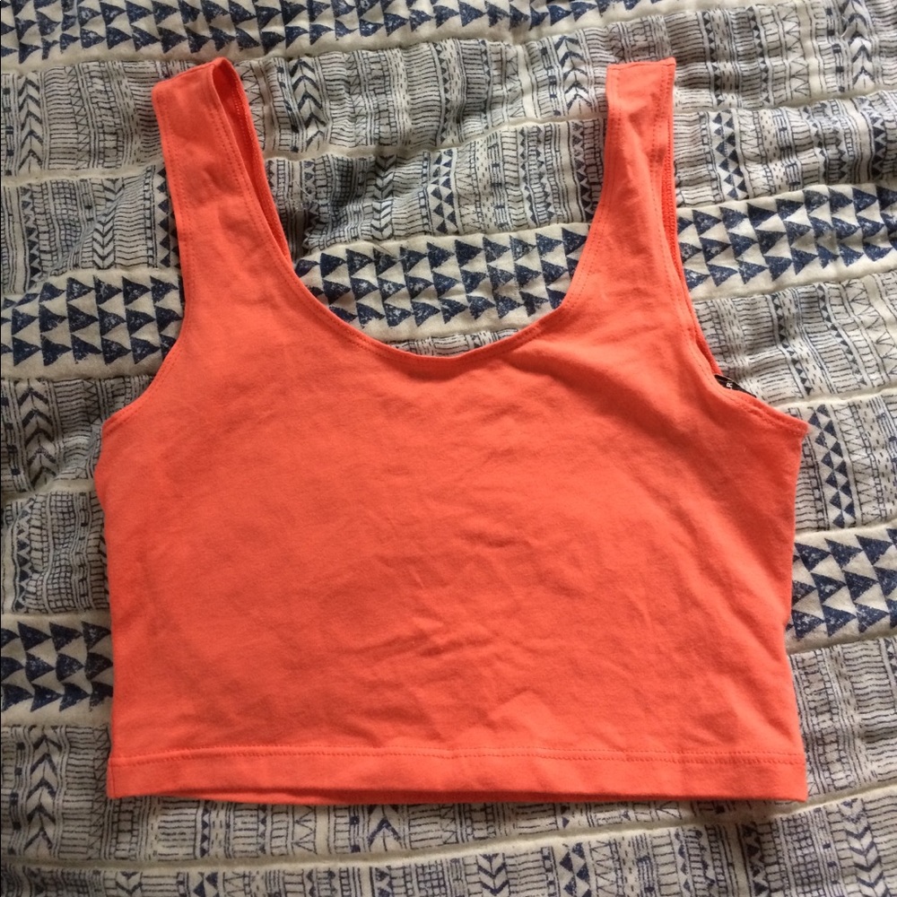 Cropped tank