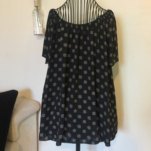 Super cute off the shoulder top