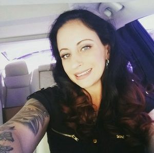 Meet your Posher, Leah