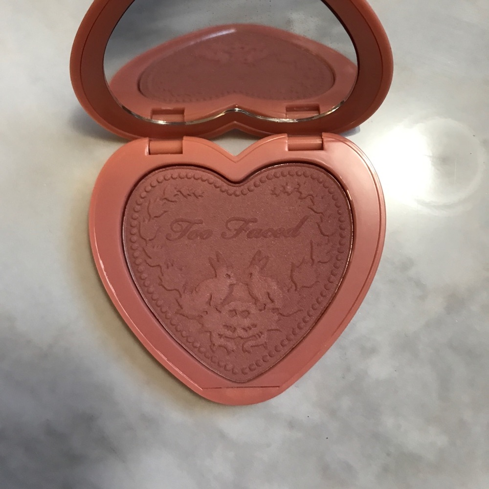 TOO FACED Love Flush Blush in Baby Love