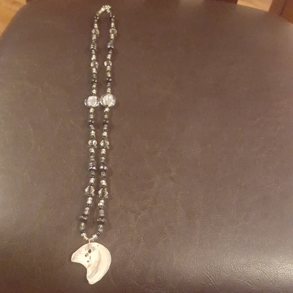 Beaded necklace