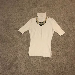 Top back White House Black market S
