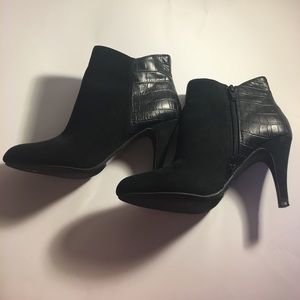 Suede and leather booties