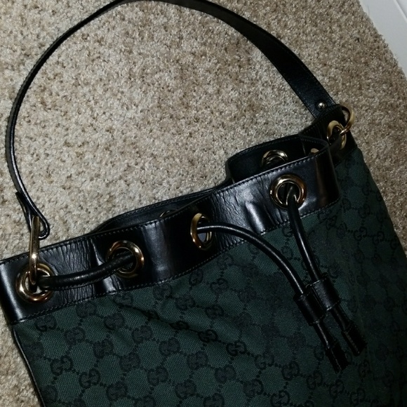 Gucci -SOLD- - Picture 4 of 8