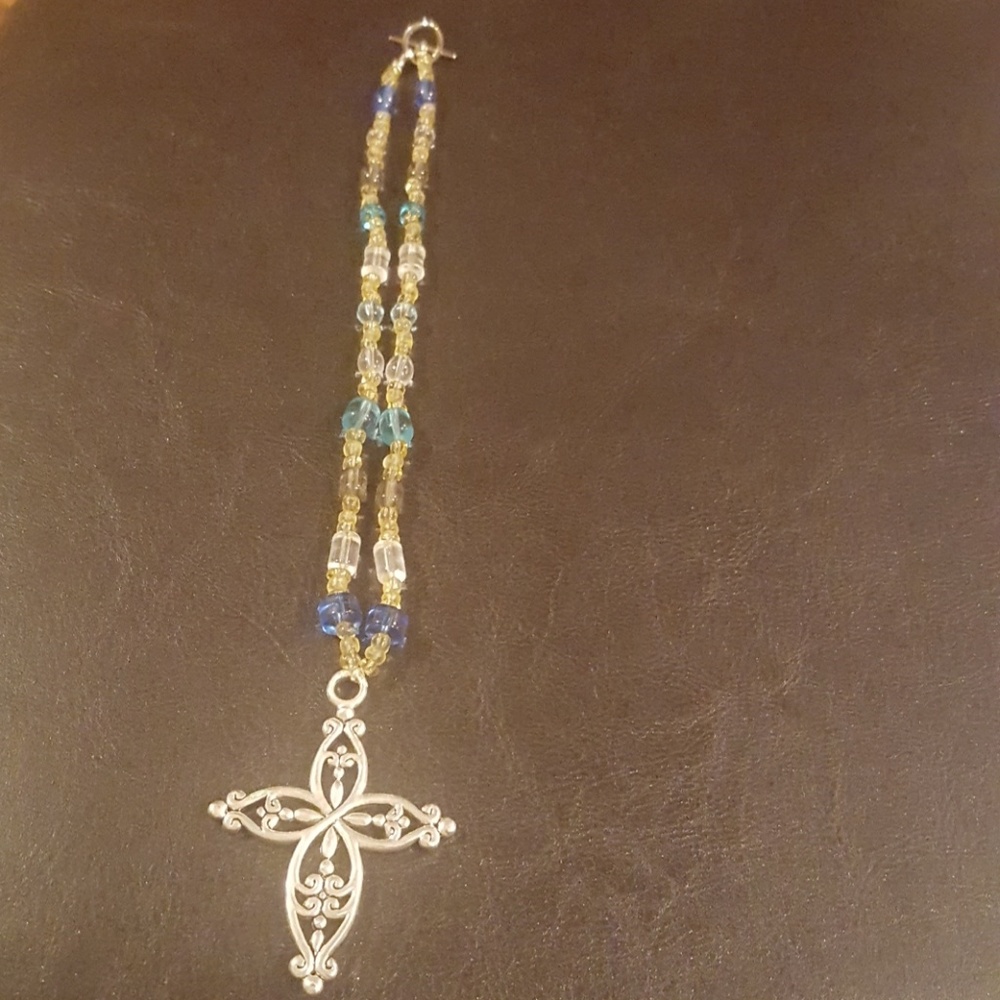 Beaded necklace