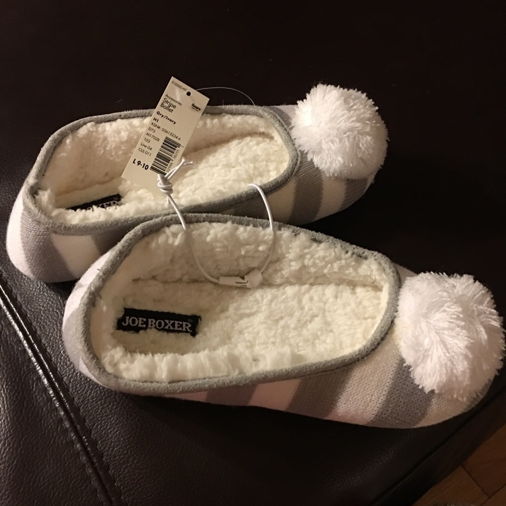 Joe Boxer Ladies Slippers - Picture 2 of 3