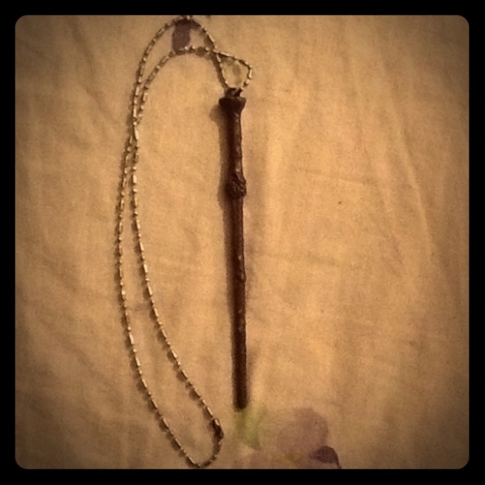 Harry Potter Harry Potter's Wand Necklace