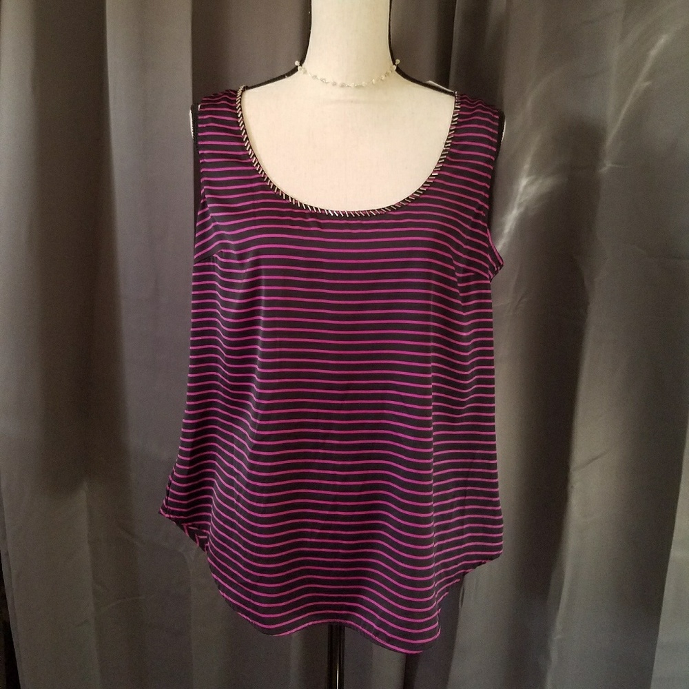 NYC- COLOR STRIPED SCOOP NECK TOP