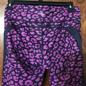 SALE NWOT size 6 Lulu Lemon leggings