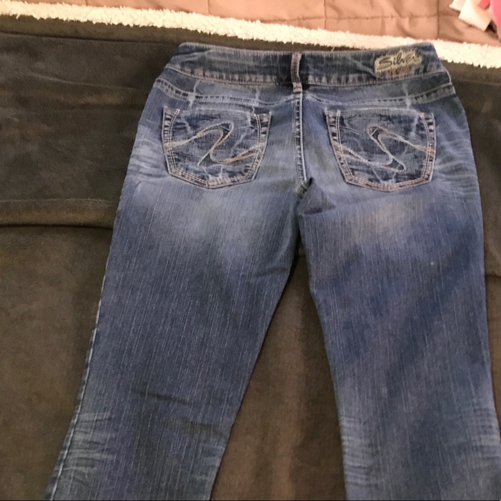 Woman’s Silver Jeans 27 waist 35 length
