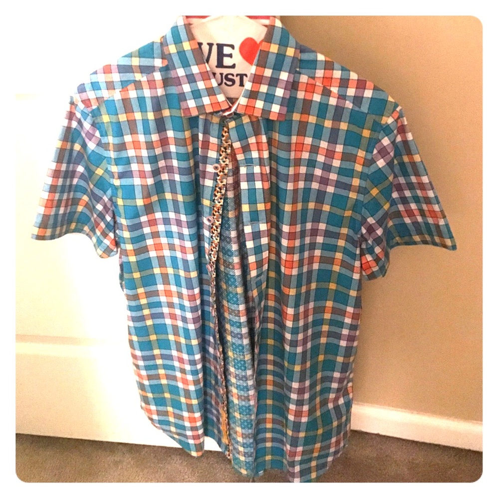 Robert Graham Short Sleeved Button Up