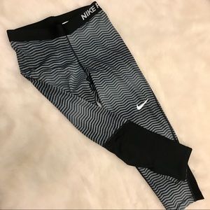 NIKE Blue Running Capris