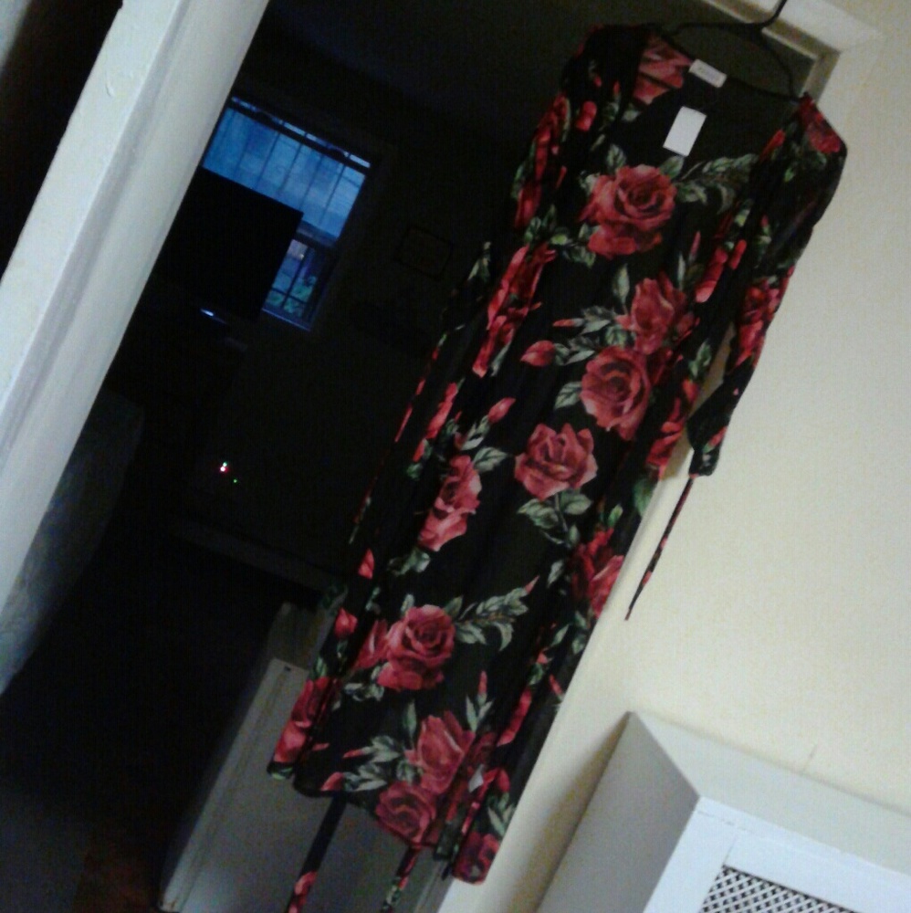 Belted Roseprint Duster - Picture 5 of 8