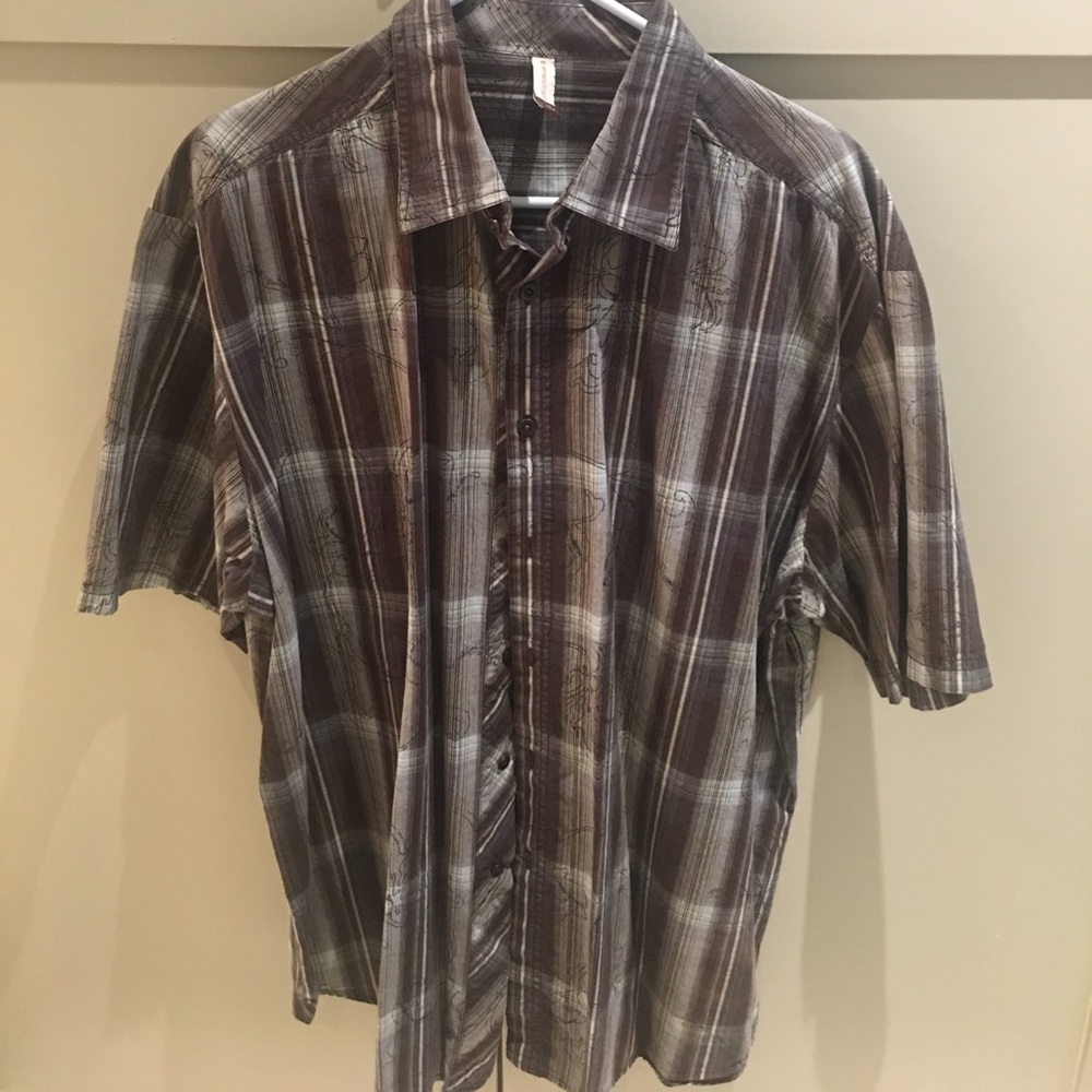 Men’s Button Down Shirt