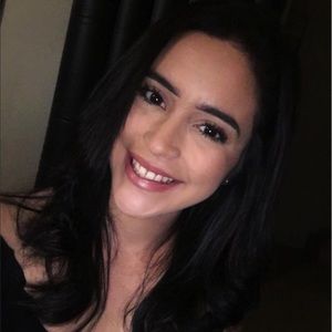 Meet your Posher, Andrea