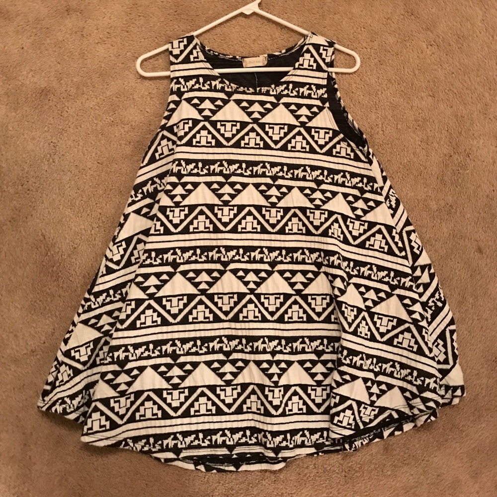 Black and white tunic!