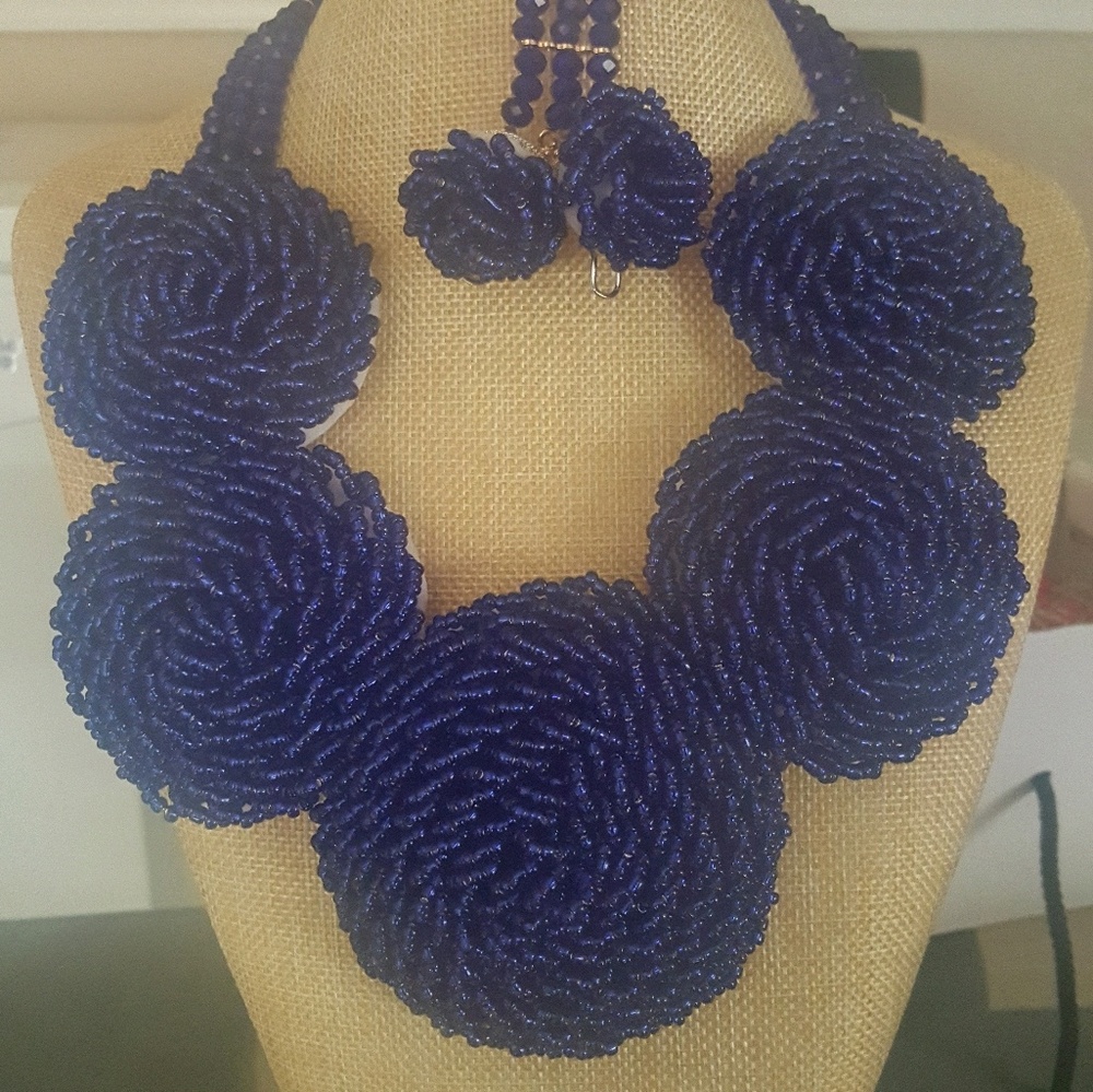 Meet your Posher, Edugie I sell hand made beads 1