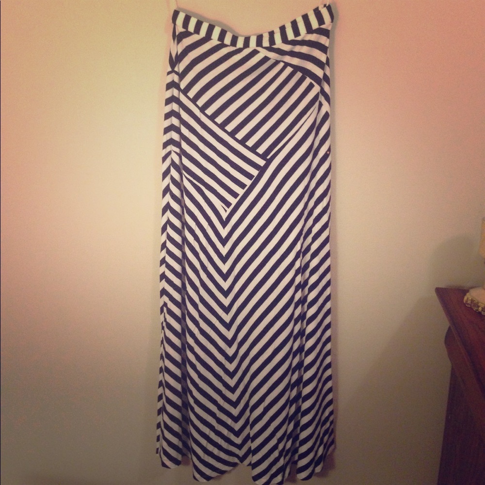 Black and White Striped Maxi Skirt