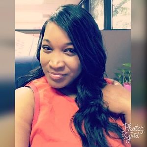 Meet your Posher, Shay