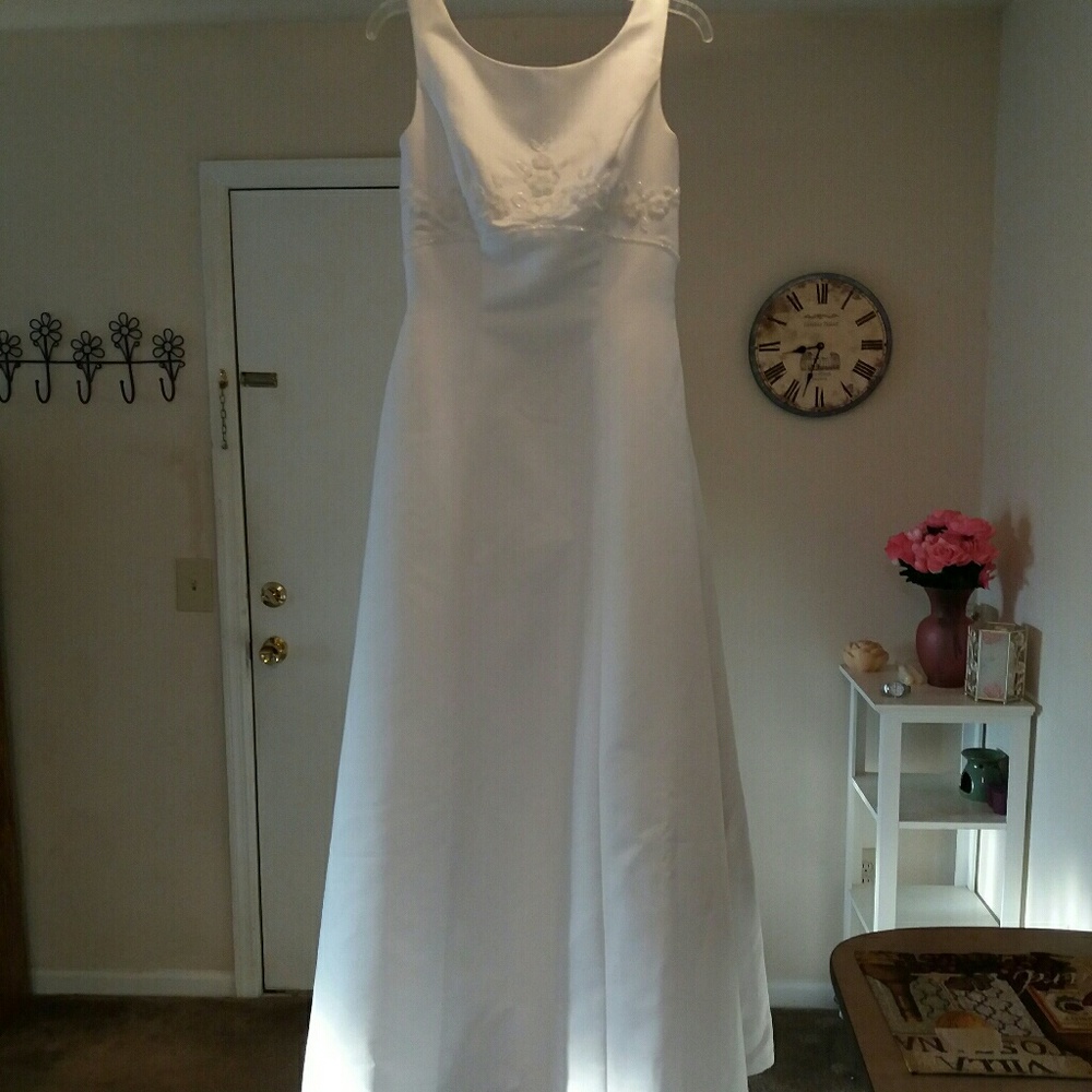 Alfred Angelo Wedding dress