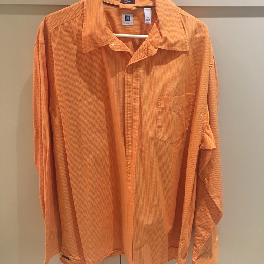 Men’s GAP Button Down Shirt