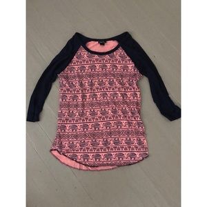 Pink elephant quarter sleeve