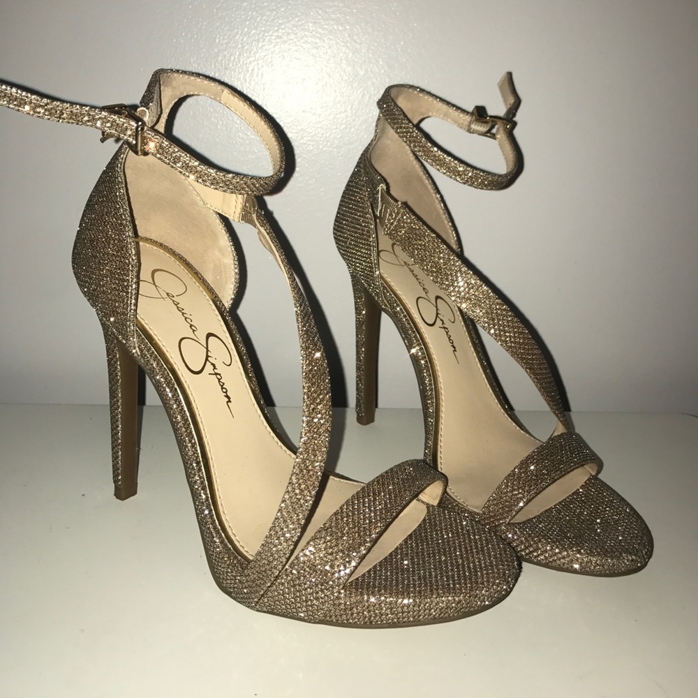 FIERCE HEELS