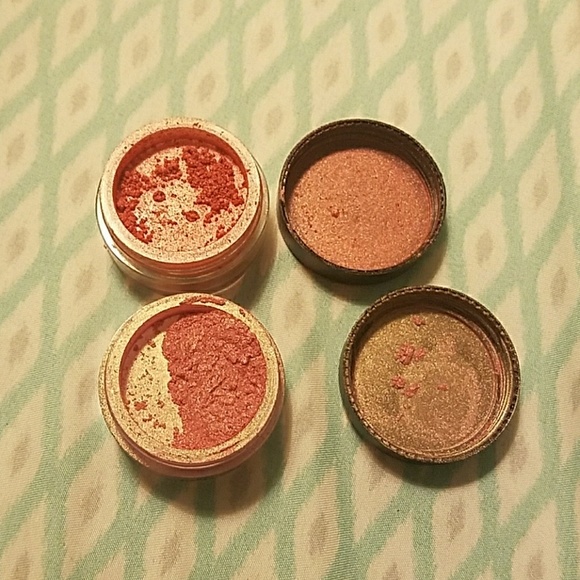 Eyeshadow pigments - Picture 1 of 1