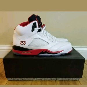Jordan 5's