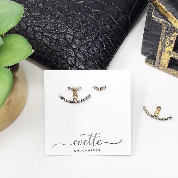 EVETTE ENCOUNTERS Jewelry - | 2in1 ANTIQUED GOLD CRESCENT EARJACKET |