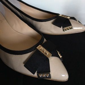 Ivanka pink/black flats with bow 6.5