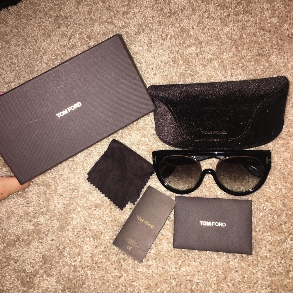 🚫SOLD🚫 AUTHENTIC Tom Ford Shades