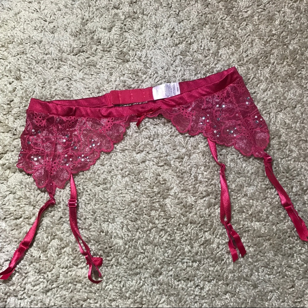 VICTORIA'S SECRET RHINESTONE GARTER ✨ NWOT