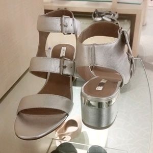 Meet your Posher, Sharon