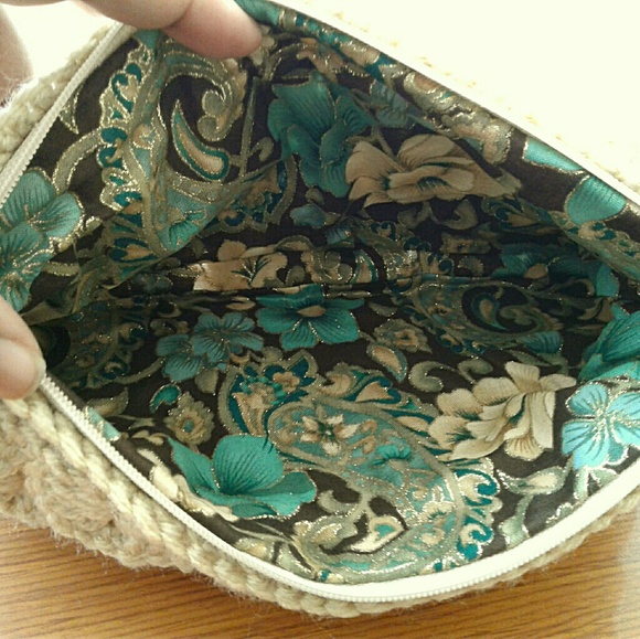 Crochet Clutch Purse - Picture 4 of 4