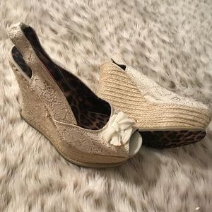 Betsey Johnson bow Peep toe sling back wedges