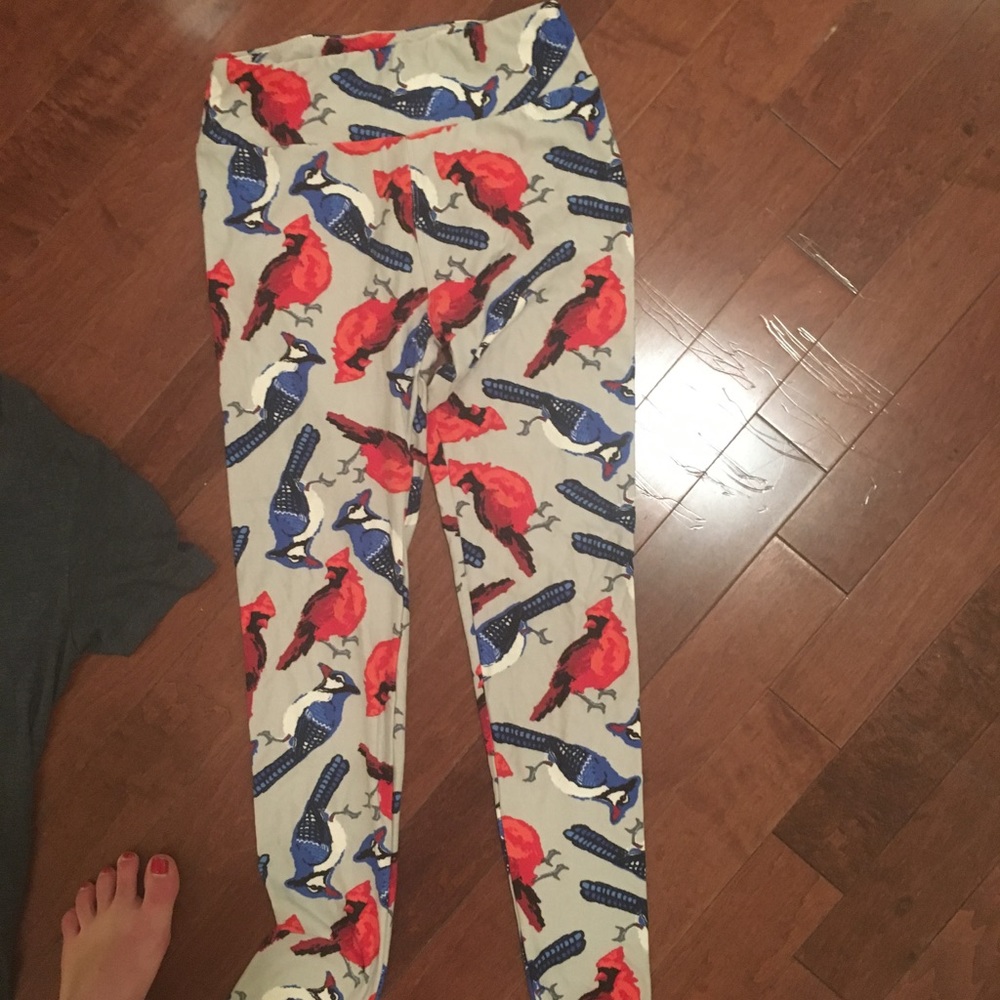Lularoe Fourth of July bird cardinal is leggings
