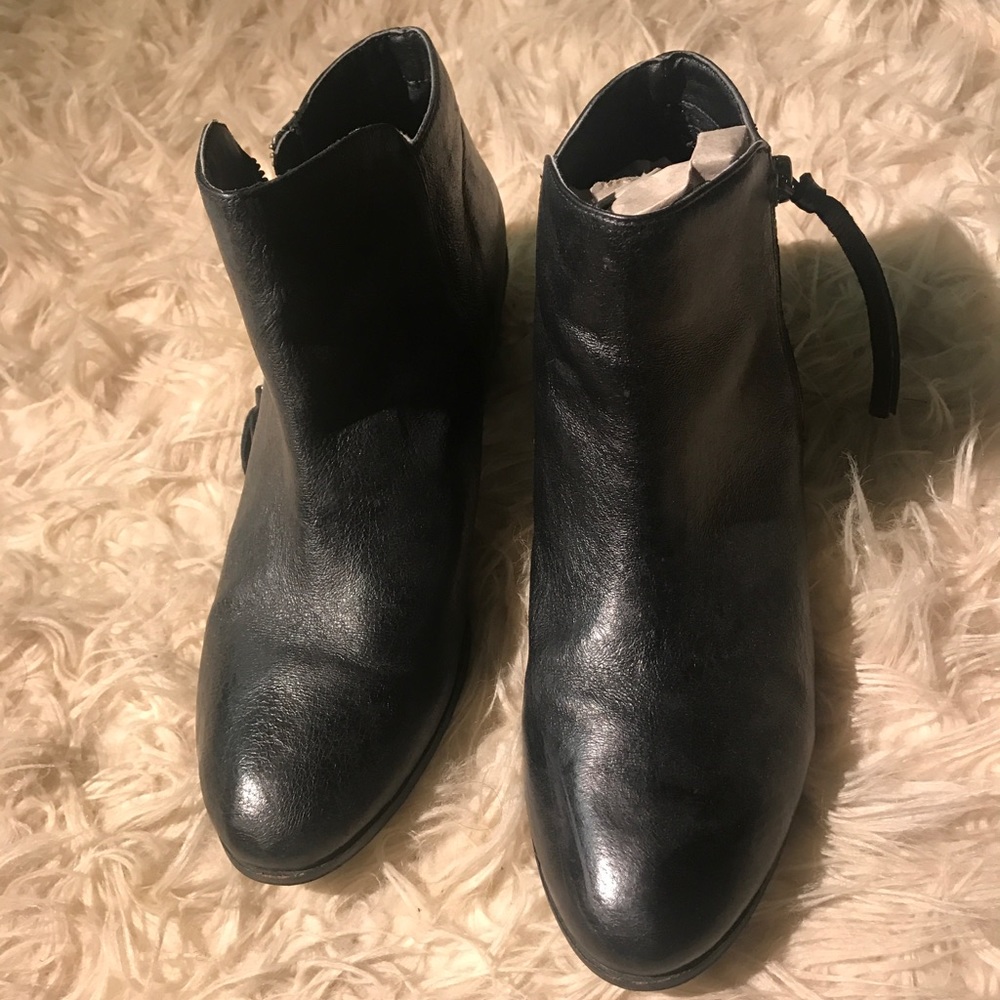 Black ankle booties