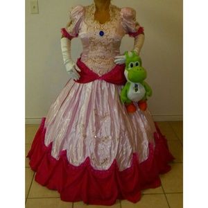 Princess Peach Cosplay Halloween Gown