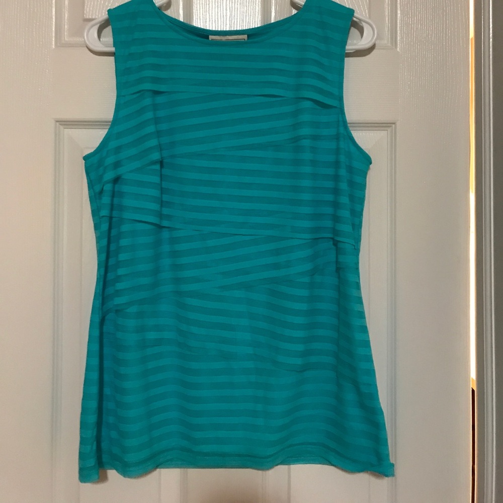 NWOT Dana Buchman tank top