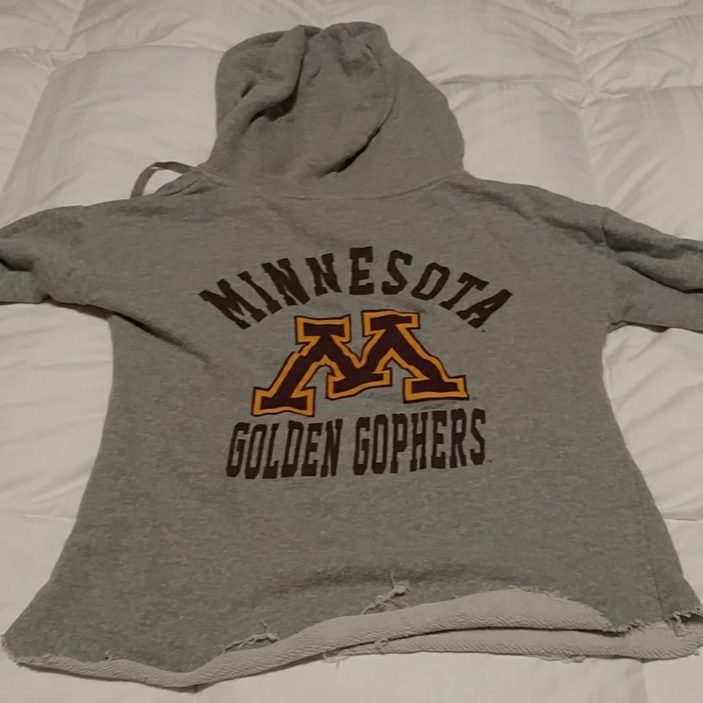 Minnesota gopher sweatshirt