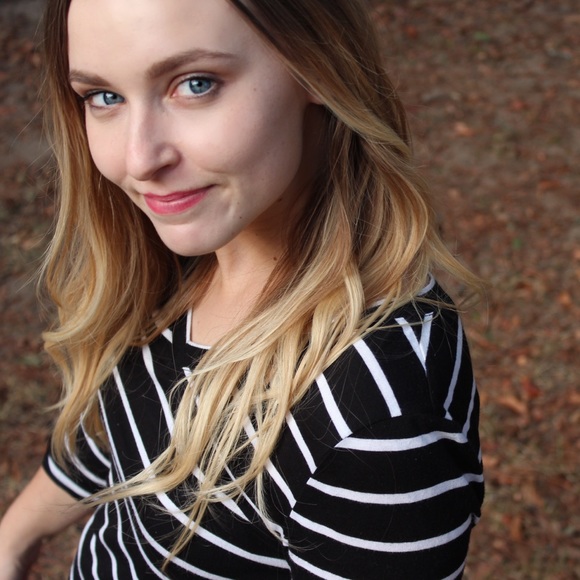 Meet your Posher, Anna - Picture 2 of 4