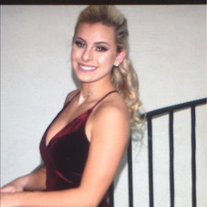 Meet your Posher, Shelly