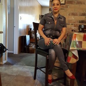 Meet your Posher, Lo'ree