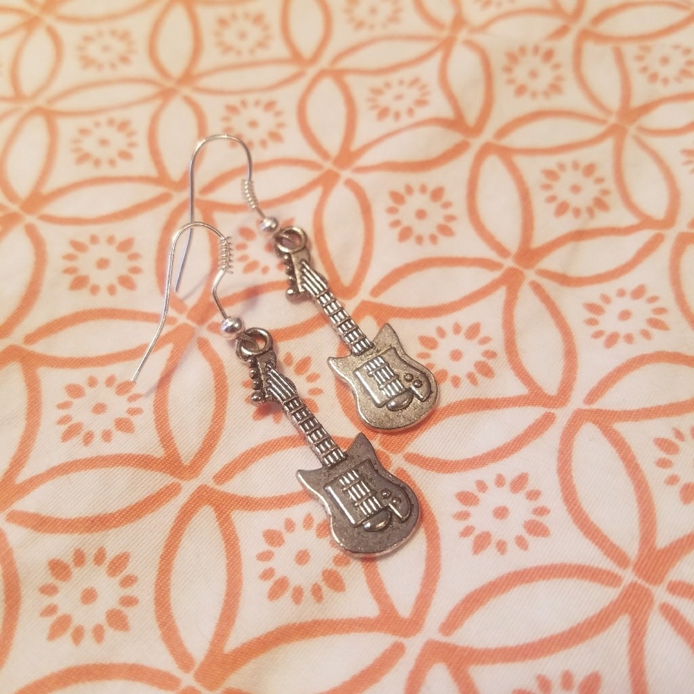 Cute Electric Guitar Earrings