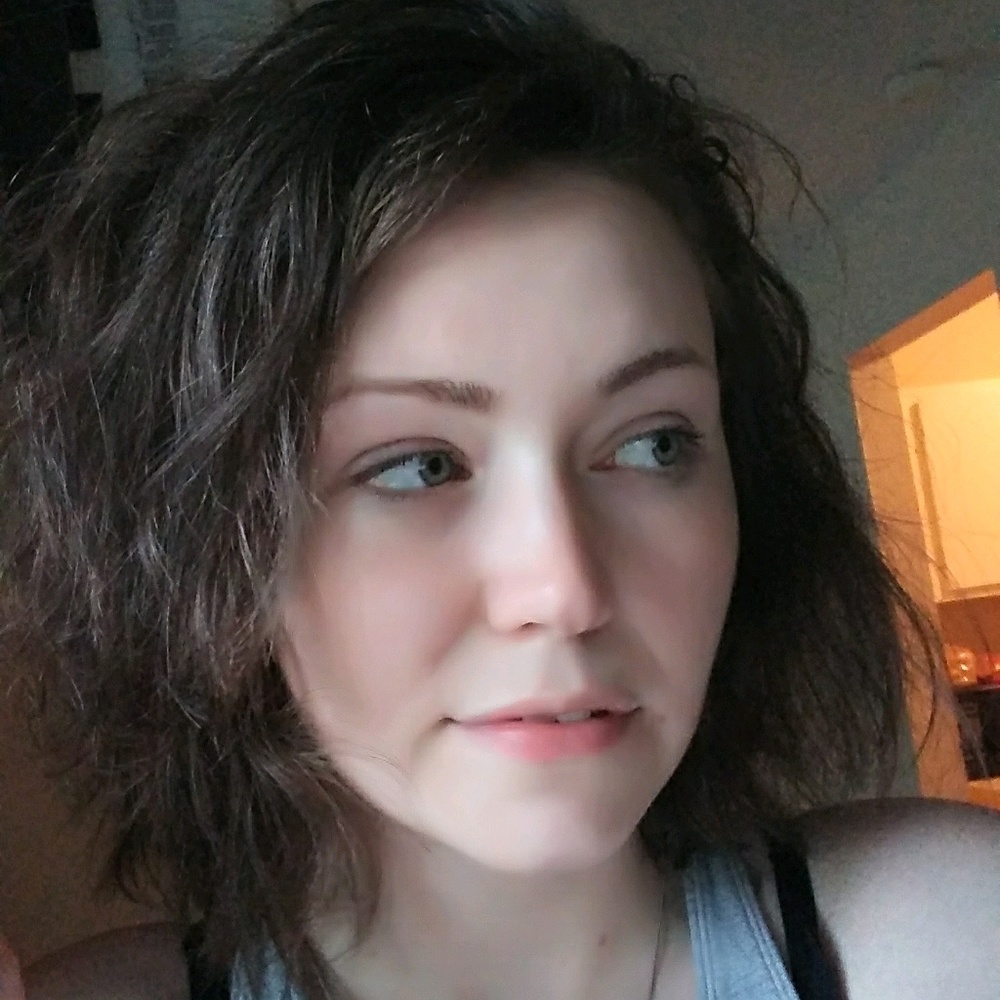 Meet your Posher, Pam