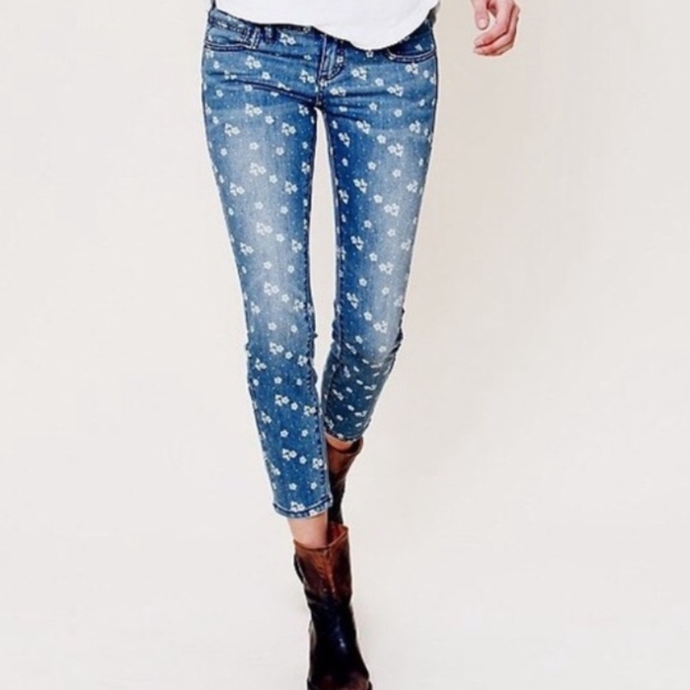 Free People Floral Crop Ankle Jeans