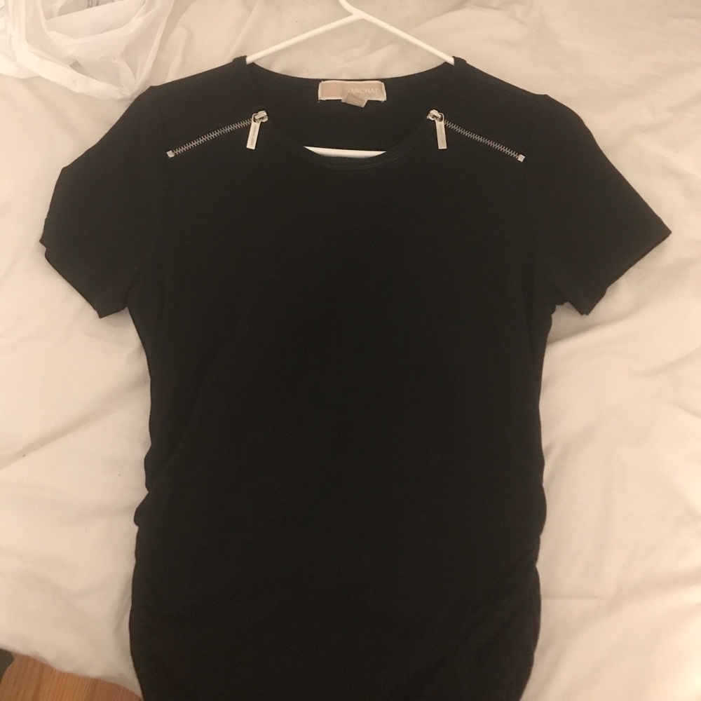 Micheal kors Black T