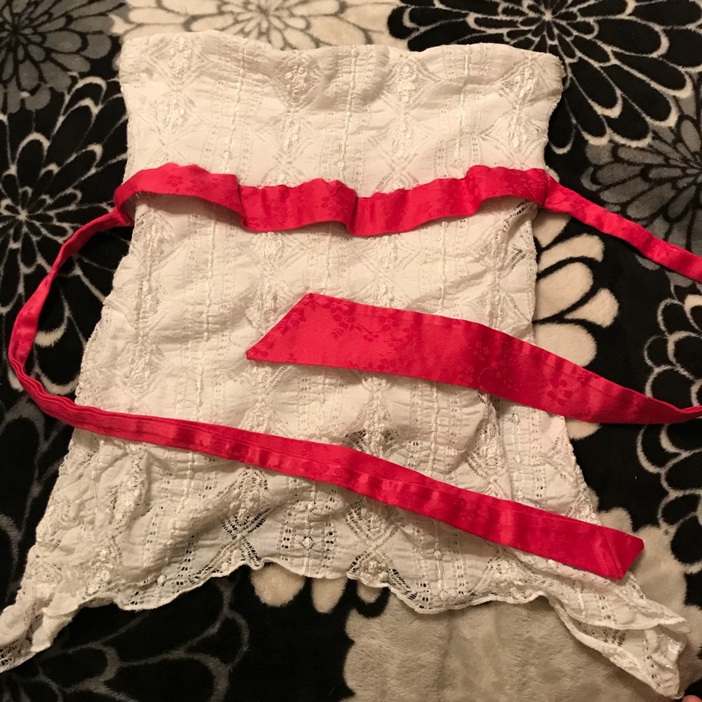White and Pink Charlotte Russe strapless blouse