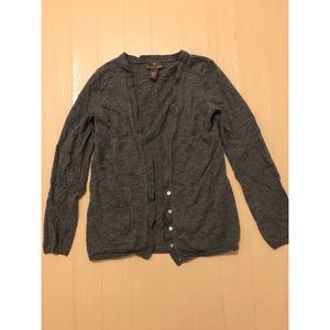 Grey cardigan
